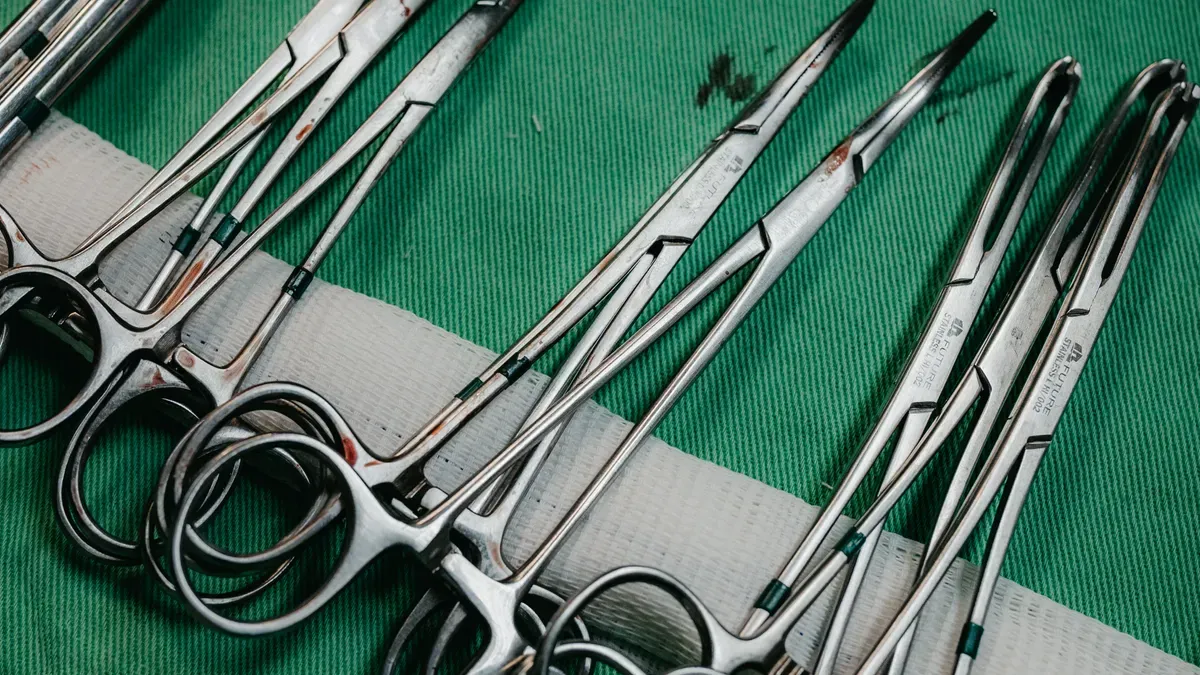 Read more about the article 10 Essential Instruments Used in Laparoscopic Surgery